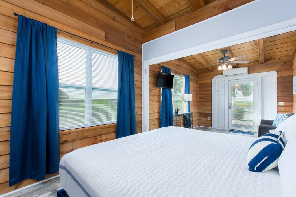 Darien Dockside Inn Εξωτερικό φωτογραφία